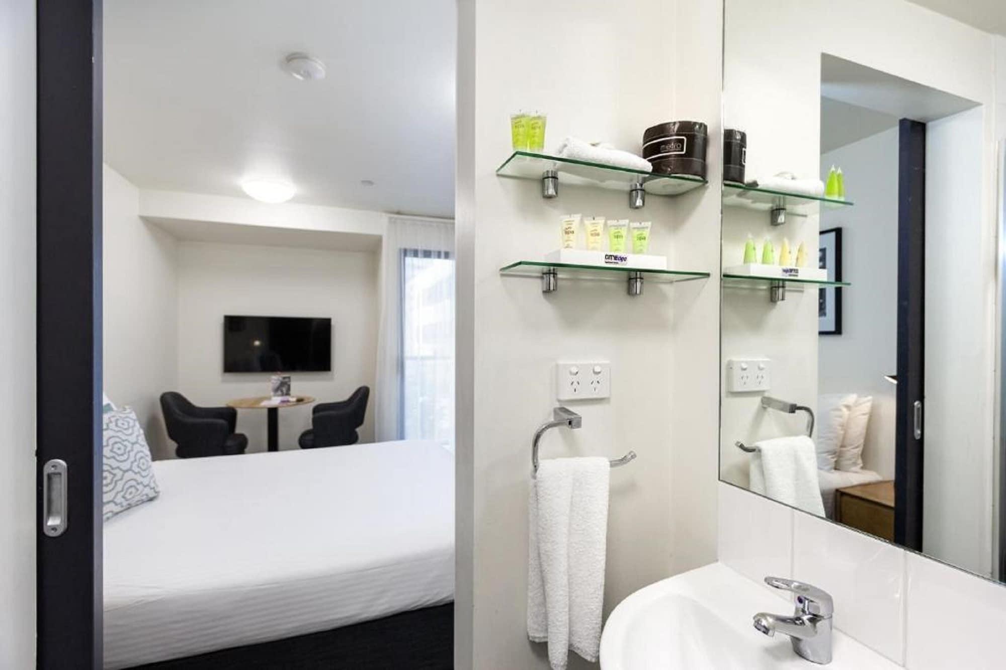 City Edge North Melbourne Apartment Hotel Εξωτερικό φωτογραφία