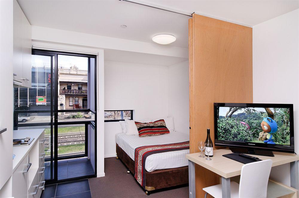 City Edge North Melbourne Apartment Hotel Εξωτερικό φωτογραφία
