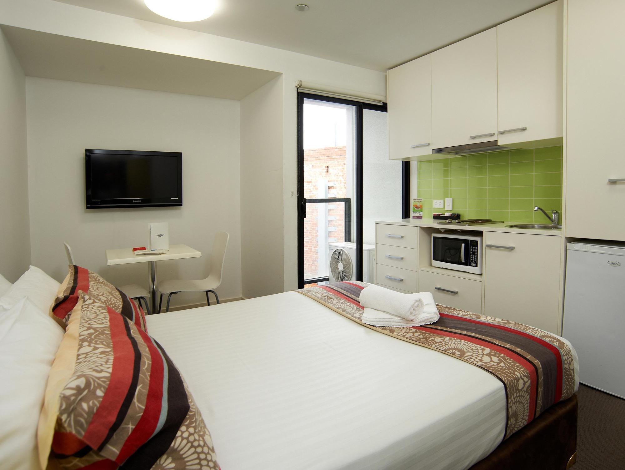 City Edge North Melbourne Apartment Hotel Εξωτερικό φωτογραφία