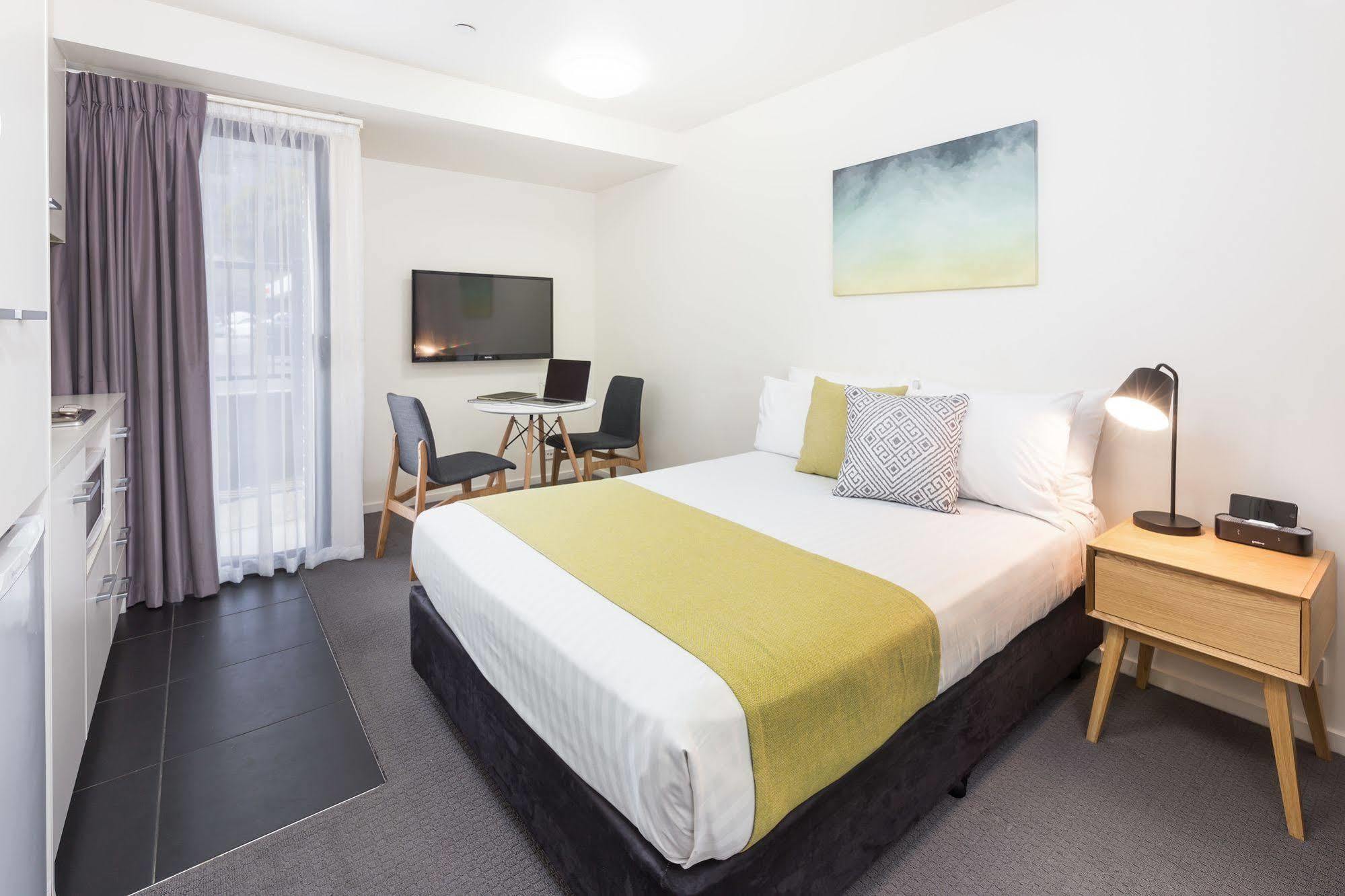 City Edge North Melbourne Apartment Hotel Εξωτερικό φωτογραφία